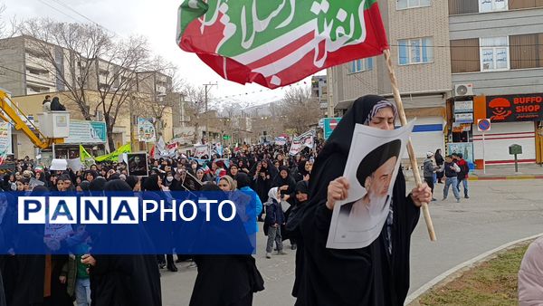حضور پرشور مردم اسدآباد در راهپیمایی 22 بهمن