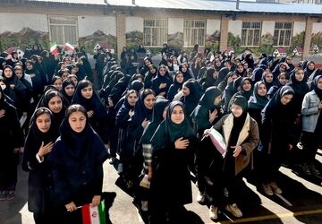 برگزاری پرشور انتخابات شورای دانش‌آموزی در دبیرستان زینب کبری(س) ناحیه پنج تبریز