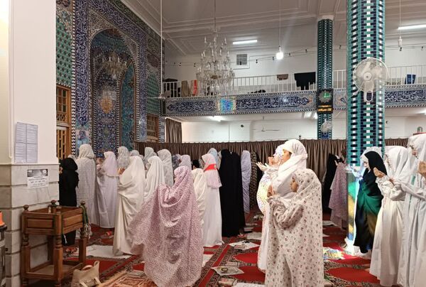 جماعت در اعتکاف دانش‌آموزی، طعم شیرین بندگی