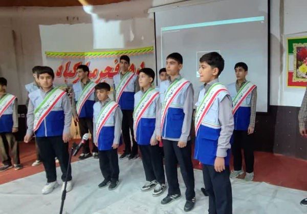 برگزاری اولین جشنواره شهرستانی سرود فجر در گالیکش