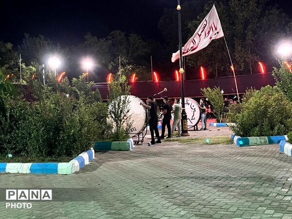 عزاداری عاشقان اباعبدالله الحسین علیه السلام
