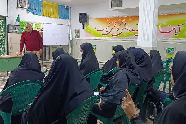 ترسیم شدن نقشه راه اجرای مانور «یاوران انقلاب» با حضور مدارس برگزیده 