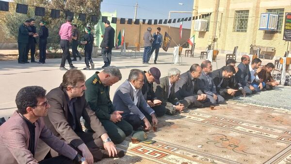 استقبال از شهید گمنام در دبیرستان شهید ذاکری زارچ