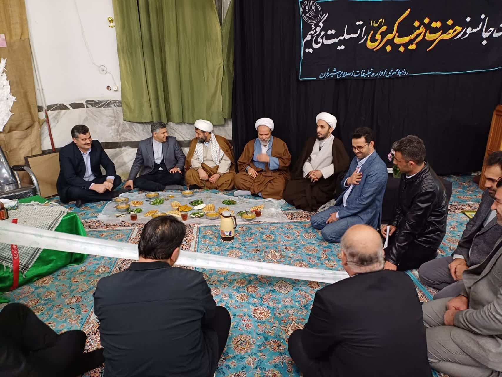 حضور ۷۲ دانش‌آموز دختر معتکف به نیت ۷۲ شهید کربلا در مسجد باب الحوائج شیروان