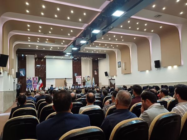 مراسم تکریم و معارفه رئیس آموزش و پرورش شهرستان برخوار