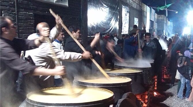 شیعه و سنی عزادار امام حسین علیه‌السلام 