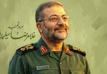سرلشکر پاسدار شهید غلامرضا سلیمانی نماد عشق و فداکاری برای مردم ایران بود