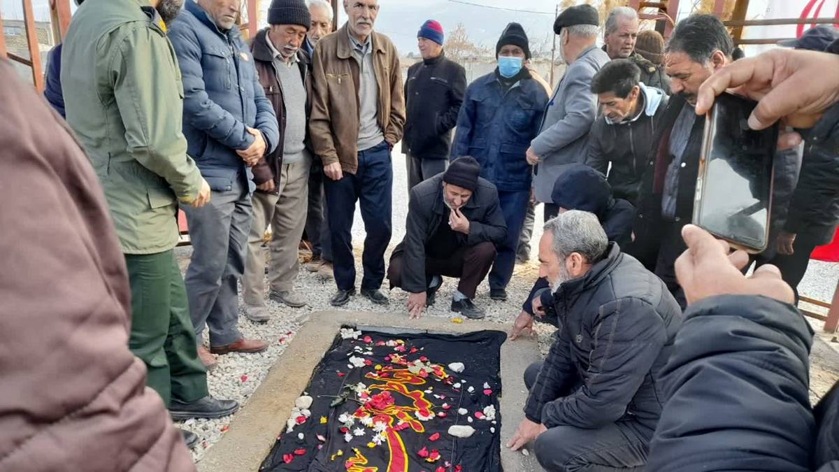 مراسم بزرگداشت سومین روز تدفین شهید گمنام در شهر قاضی