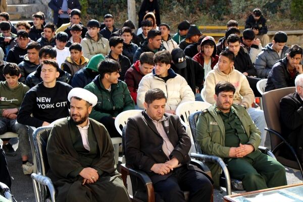 طنین زنگ انقلاب در هنرستان فارابی؛ آغاز شور و جشن دهه فجر در شهرستان سملقان