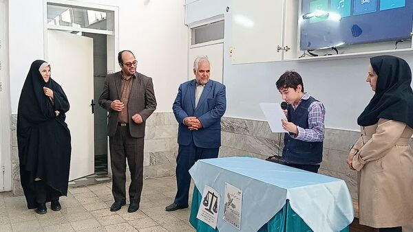 نمایشگاه درون‌مدرسه‌ای دست‌سازه‌های دانش‌آموزی مدارس با نیازهای ویژه