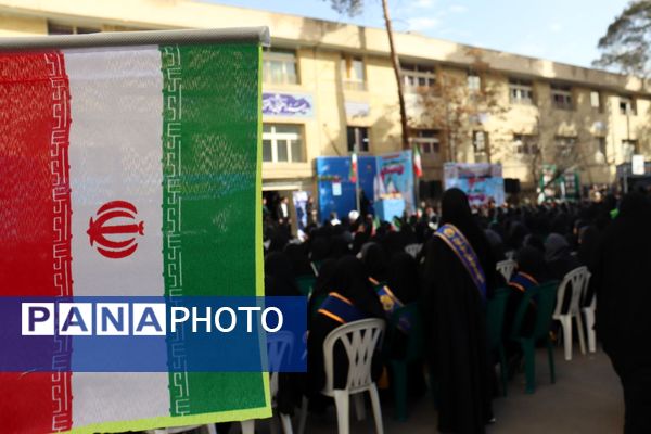 در دل این زمستان سخت و از پس سال‌ها، همچنان عطر آزادی به مشام می‌رسد