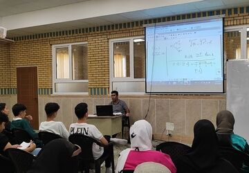 برگزاری دور دوم همایش‌های جمع‌بندی امتحانات نهایی و رفع‌اشکال برای دانش‌آموزان کامیارانی