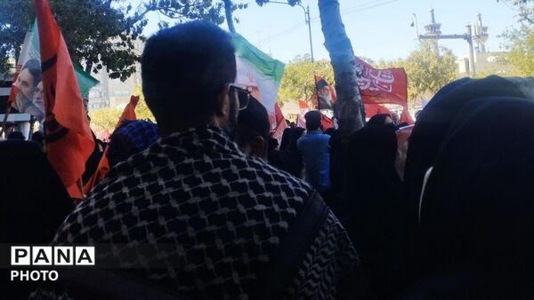 تشییع تاریخی رهبر شهید مسلمانان جهان در مشهد