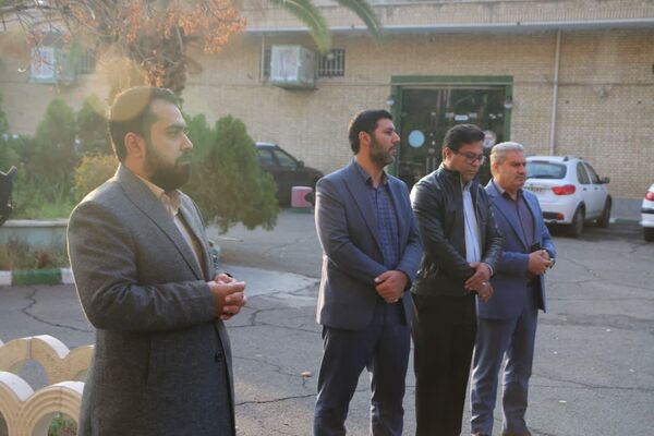 آیین بدرقه دانش‌آموزان دختر ناحیه یک شهرری به اردوی راهیان پیشرفت
