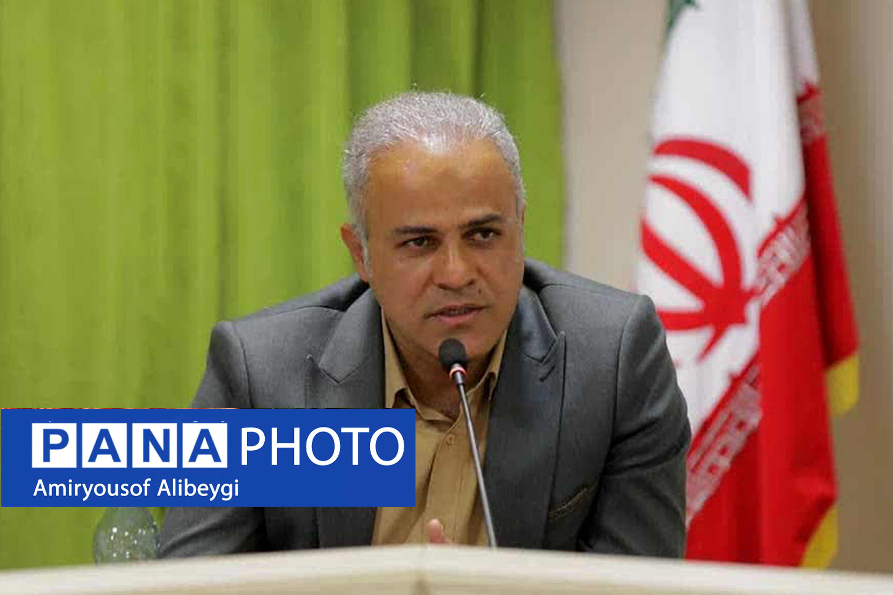 هنر نساجی میراثی ماندگار و الگویی برای انتقال هویت به نسل آینده است