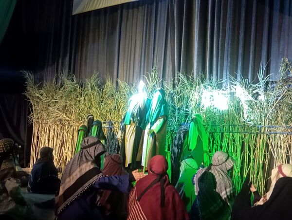 شب سوم نمایش واره کاروان عشق در نیشابور 