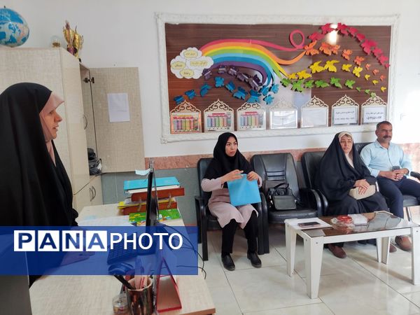 اولین جلسه انجمن اولیا و مربیان در دبستان رضای ۸ طرقبه شاندیز