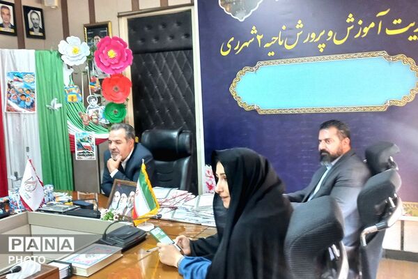 تقدیر از نو آموزان پرتلاش در پویش «مشت کوچک، بدرقه بزرگ» ناحیه دو شهرری 