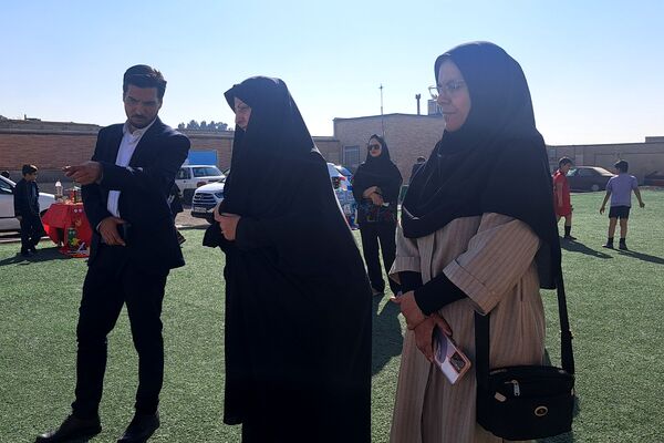  برپایی نمایشگاه  آثار دانش‌آموزان در مدرسه غیاث‌الدین جمشید کاشانی ملارد 