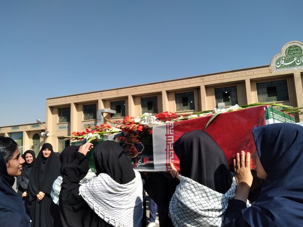 شهید گمنام، بی‌نام اما پرآوازه؛ یادش همیشه در دل‌ها زنده می‌ماند