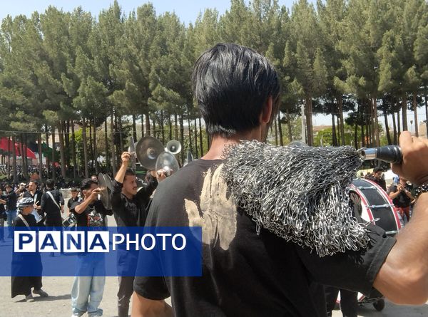 عزاداری عاشورای حسینی در میدان قتلگاه بیرجند 