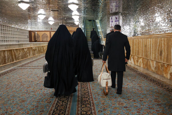آیین معنوی اعتکاف در حرم مطهر رضوی- ۲