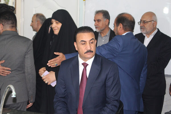 بازدید وزیر آموزش و پرورش عراق از یک مدرسه در قم