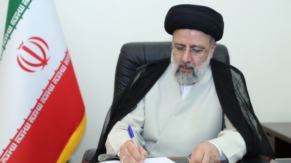پیام قدردانی رئیس‌جمهور از حضور آگاهانه مردم در انتخابات