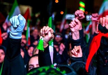 از مکتب کربلا تا میدان نبرد