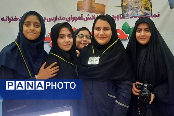 برگزاری نمایشگاه دستاوردهای دانش آموزان مدارس حکمت نبوی. ناحیه دو شهرری 