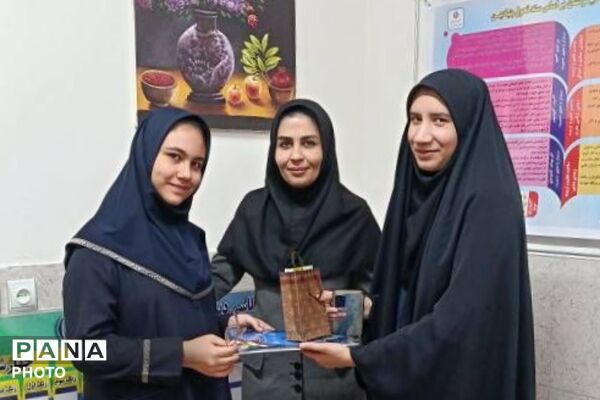 کارگاه بررسی نقش زیست بوم مدرسه در پیشگیری از آسیب‌‌های اجتماعی 