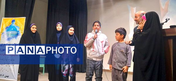 اجلاسیه سراسری نماز دانش‌آموزی شهرستان ملایر