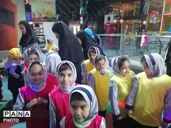 اردو تفریحی دانش آموزان مدرسه ناهید نخودی 