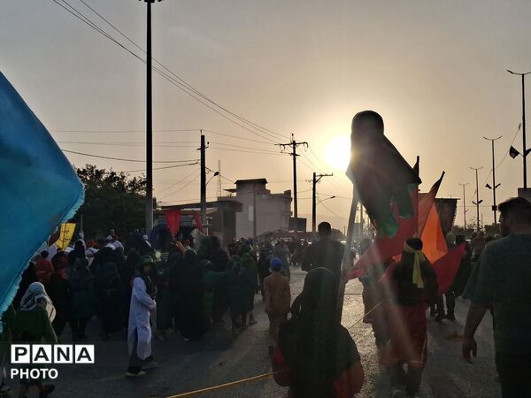 حرکت نمادین کاروان اسرای کربلا در شهر آوه