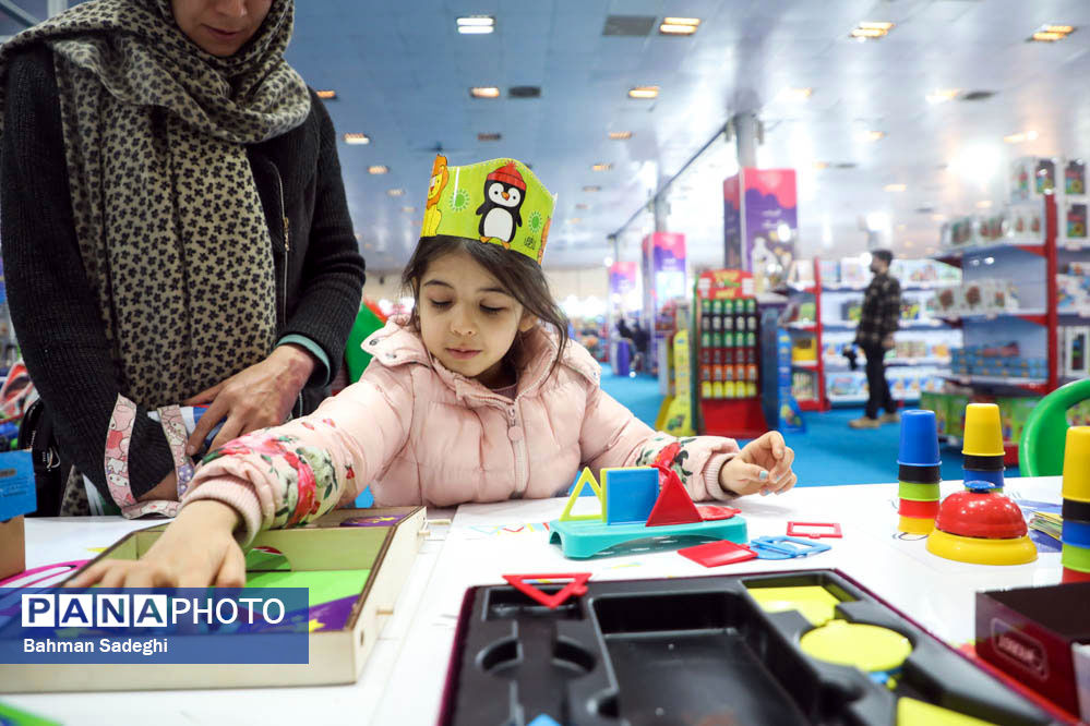تلاش برای استفاده از اسباب‌بازی در کتابخانه‌های عمومی کشور 