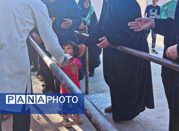 توزیع غذای گرم به‌مناسبت عید سعید غدیر خم در بجنورد