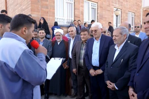 افتتاح سالن کارگاهی هنرستان شهیدفخری‌زاده در قائنات