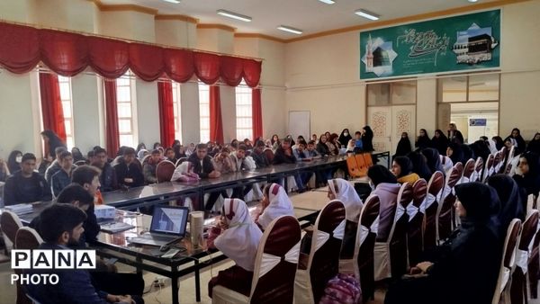 جلسه حوزه رسانه‌ی دانش‌آموزی در شهرستان اردل