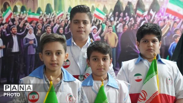هم‌صدایی تشکل‌ها در موکب اداره‌کل آموزش و پرورش استان اصفهان 
