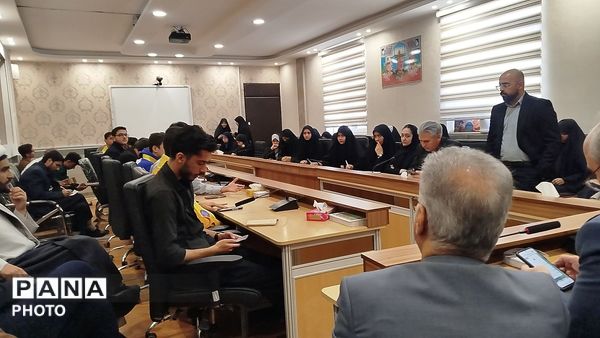 جلسه تشکلات دانش آموزی با نماینده مردم نیشابور در مجلس شورای اسلامی