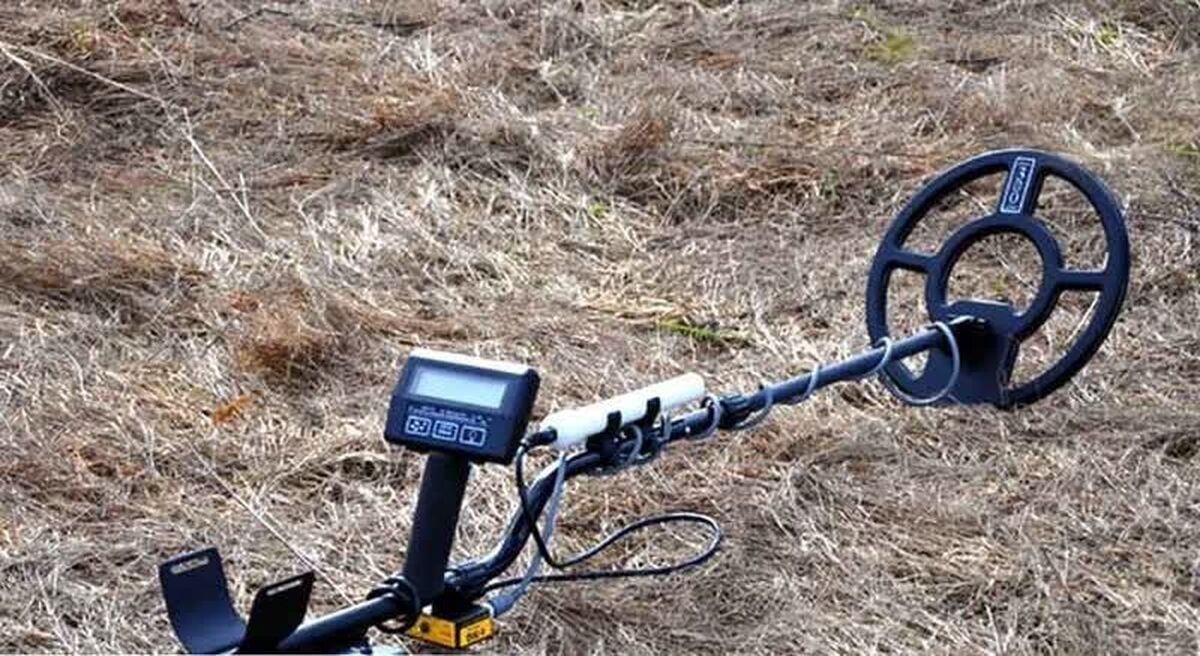 کشف یک دستگاه گنج یاب در"زیرکوه"