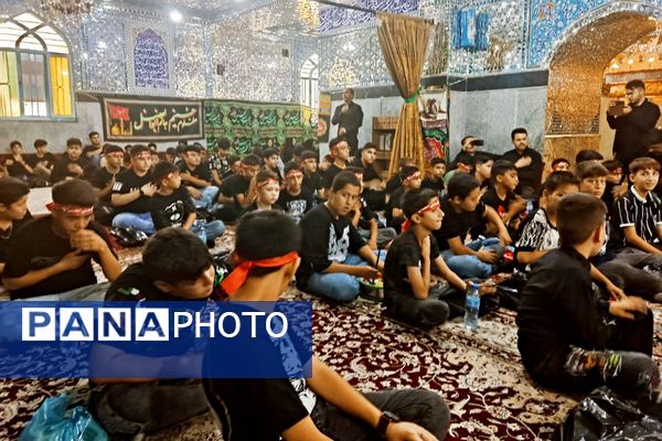 دوازدهمین دوره سوگواری سراسری احلی من العسل با حضور نوجوانان حسینی در شهرستان قرچک 