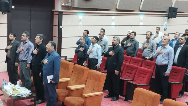 برگزاری جلسه مدیران مدارس منطقه ۱۴ 