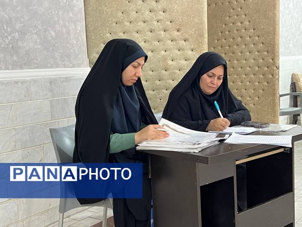 مراسم اختتامیه کلاس‌های اوقات فراغت کانون شهدای محراب و هاجر