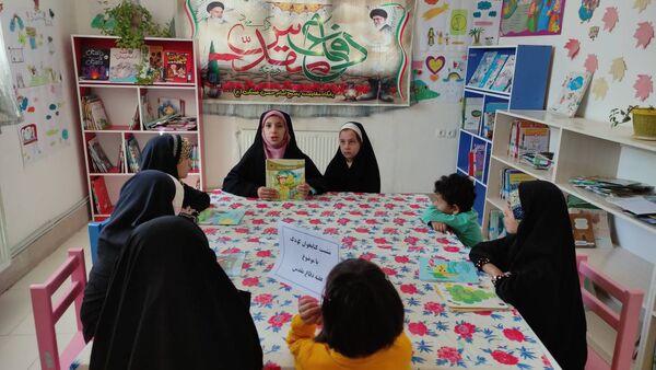 برگزاری نشست و مسابقات فرهنگی در کتابخانه عمومی عارف بجنوردی 