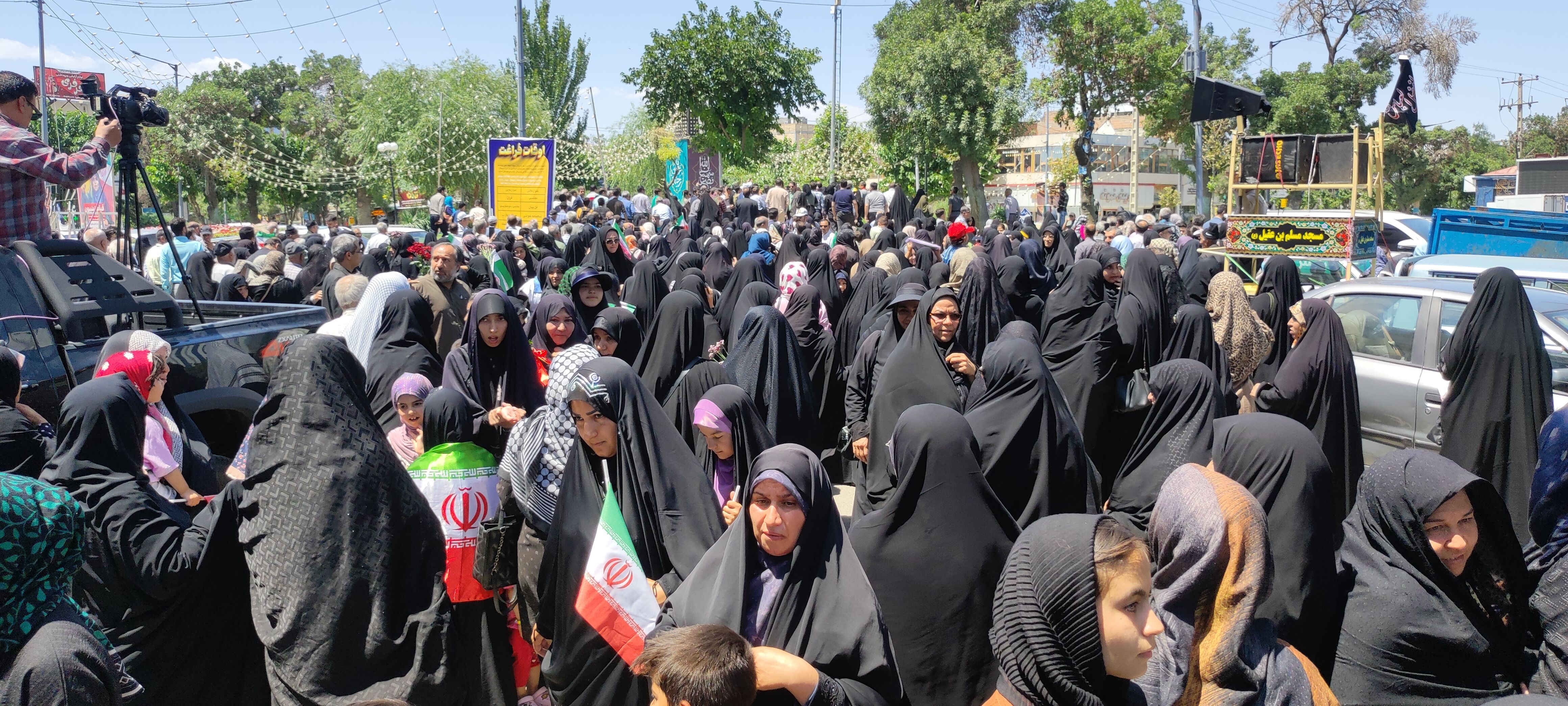 اجتماع بزرگ شیروانی‌ها در محکومیت جنایات صهیونسیتها با سخنرانی «سحر امامی»