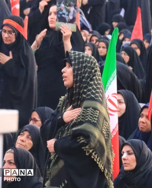 قاب هایی از یک بدرقه آسمانی ماندگار 