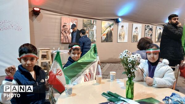 میدان جانباز تبلوری از اتحاد و مقاومت مردم مشهد برای حفظ میهن