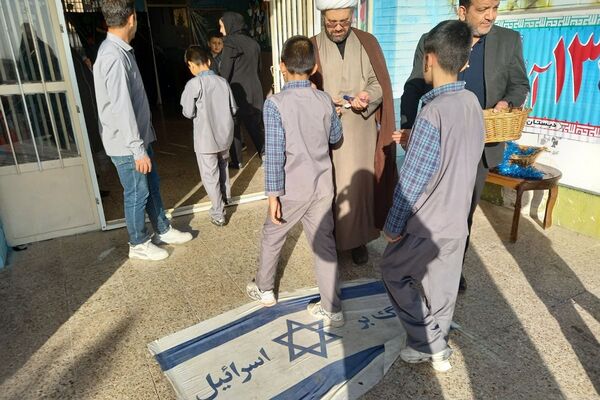 چهل قز؛ همگام با ۱۳ آبان و ایام فاطمیه