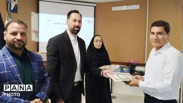 آیین تجلیل از منتخبین کشوری، استانی و منطقه ای طرح و برنامه های حوزه  آموزش  کلات